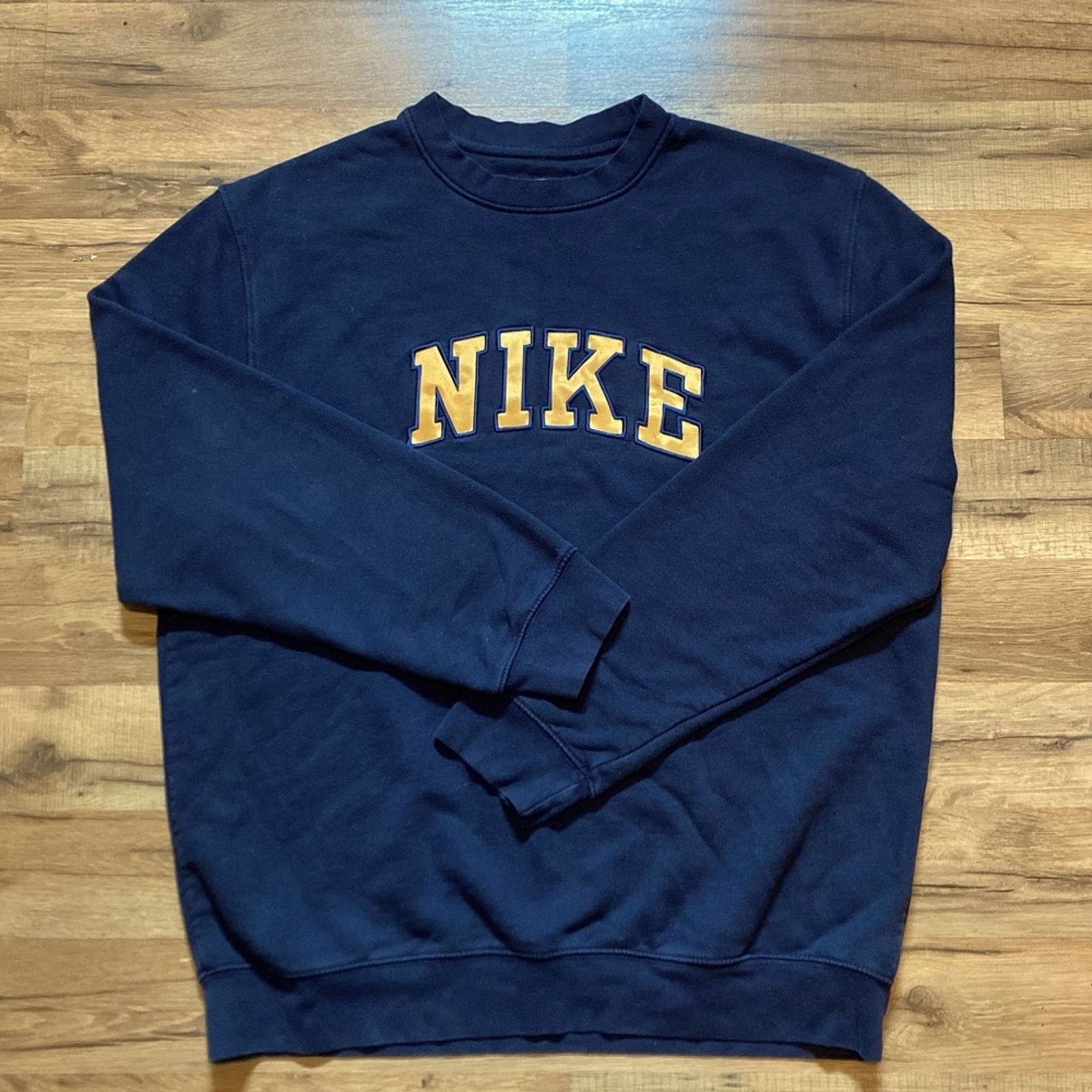 Nike Y2K Nike Spell Out Crewneck Size US L / EU 52-54 / 3 - 2 Thumbnail