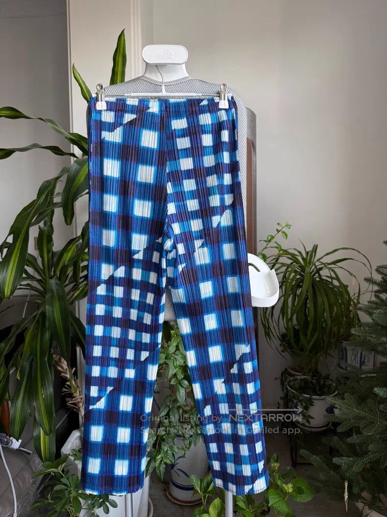 Issey Miyake Issey Miyake Blue Plaid Watermelon Ruched Trousers Size 25" / US 0 / IT 36 - 7 Thumbnail