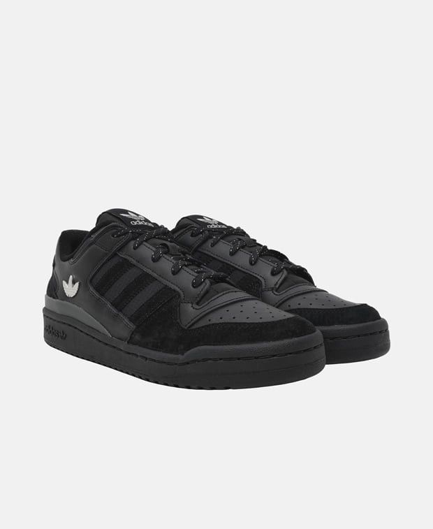 Adidas Sneakers Size US 8.5 / EU 41-42 - 1 Thumbnail