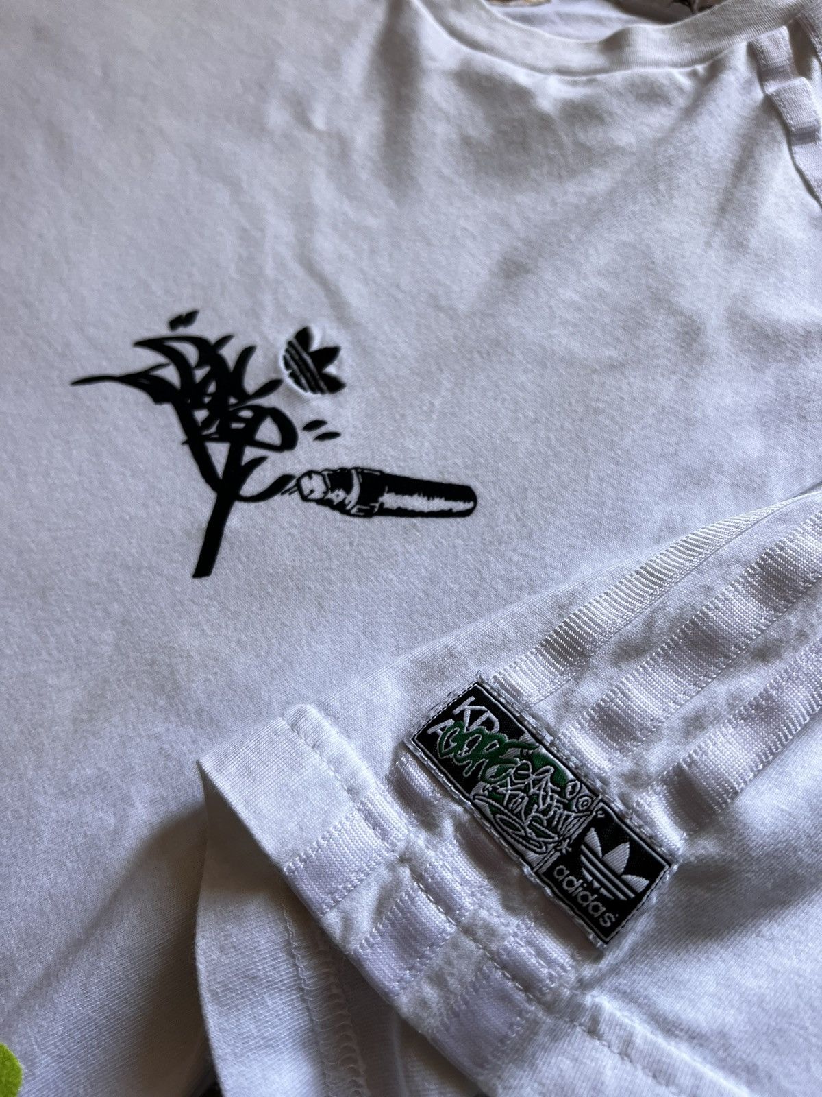 Adidas × Vintage Adidas Cope Graffiti Rare t-shirt mens vintage Size US M / EU 48-50 / 2 - 5 Thumbnail