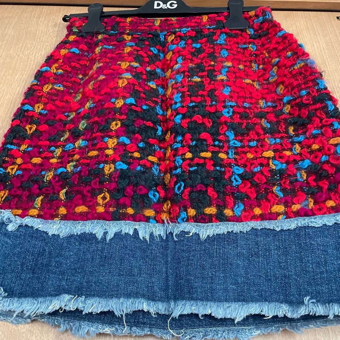 Dolce & Gabbana D&G Dolce & Gabbana knitted skirt multicolor red tones Size 27" / US 4 / IT 40 - 5 Thumbnail