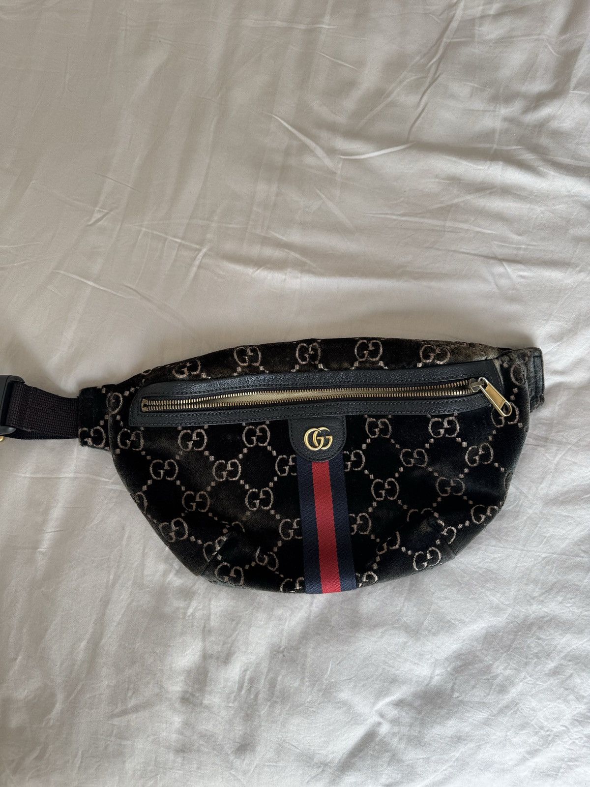 Gucci Gucci Belt Bag Velvet Brown Size ONE SIZE - 1 Thumbnail
