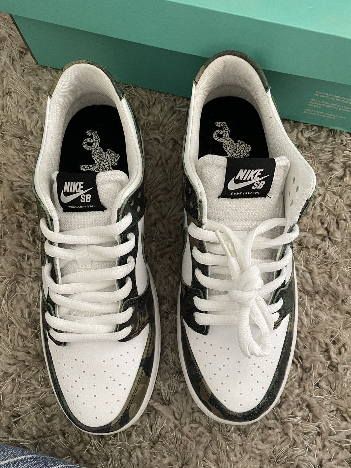 Nike SB Nike Zoom Dunk Low SB Pro Camo Size US 10 / EU 43 - 5 Thumbnail