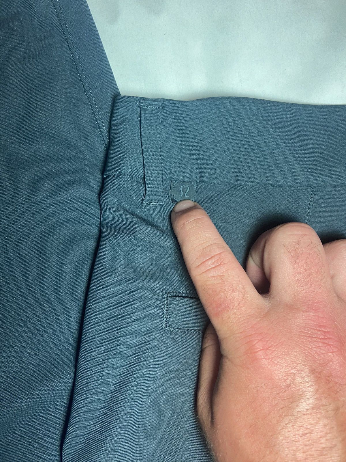 Lululemon Lululemon ABC Casual Pants 32x32 Grey Size US 32 / EU 48 - 4 Thumbnail