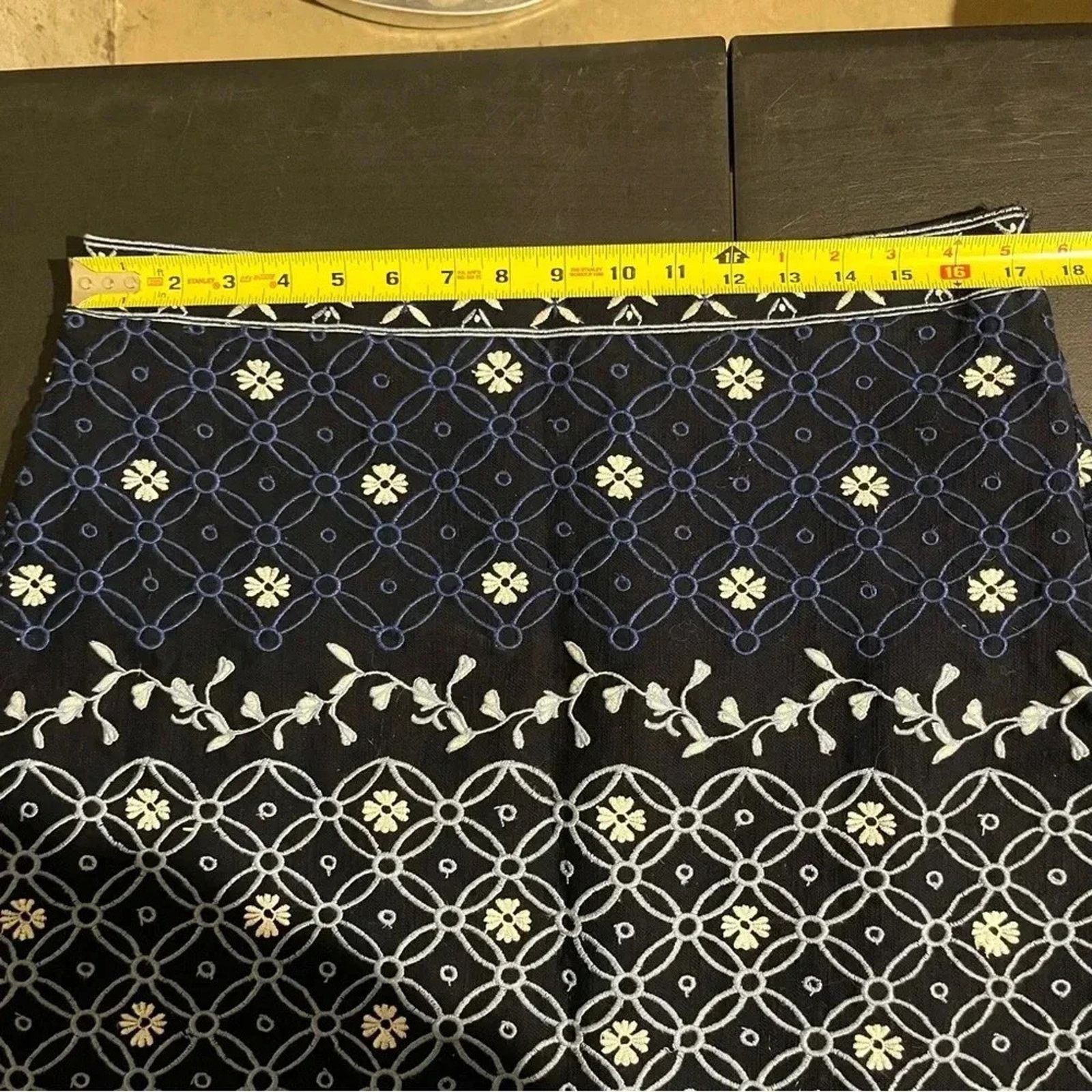 Loft Loft Embroidered Floral Geometric Mini Skirt Size 14 Lined Size 36" / US 14 / IT 50 - 7 Thumbnail