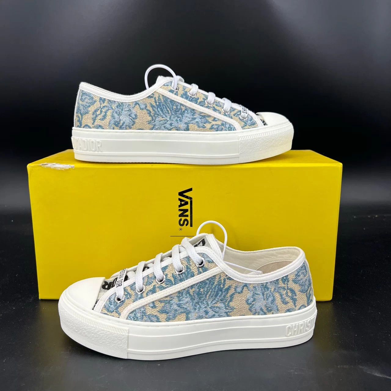 Dior DIOR Walk'n'Dior cotton embroidered 34.5 Size US 4.5 / IT 34.5 - 5 Thumbnail