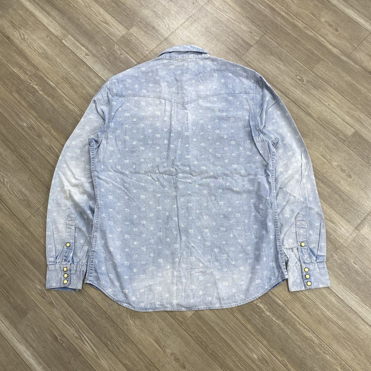 Japanese Brand Vintage True Religion Monogram Print Logo Faded Denim Shirt Size US M / EU 48-50 / 2 - 14 Thumbnail