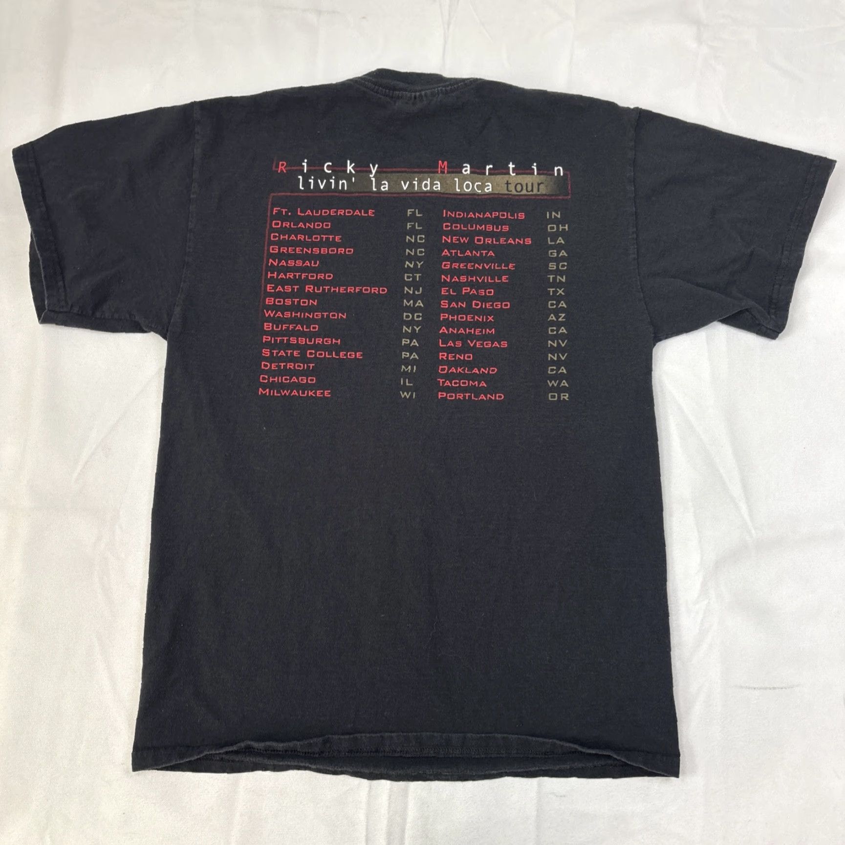 Vintage VINTAGE Winterland Ricky Martin Shirt Mens M Black 1999 Livin La Vida Loca Tour Concert 90s Mens White T-Shirt Size US M / EU 48-50 / 2 - 7 Thumbnail