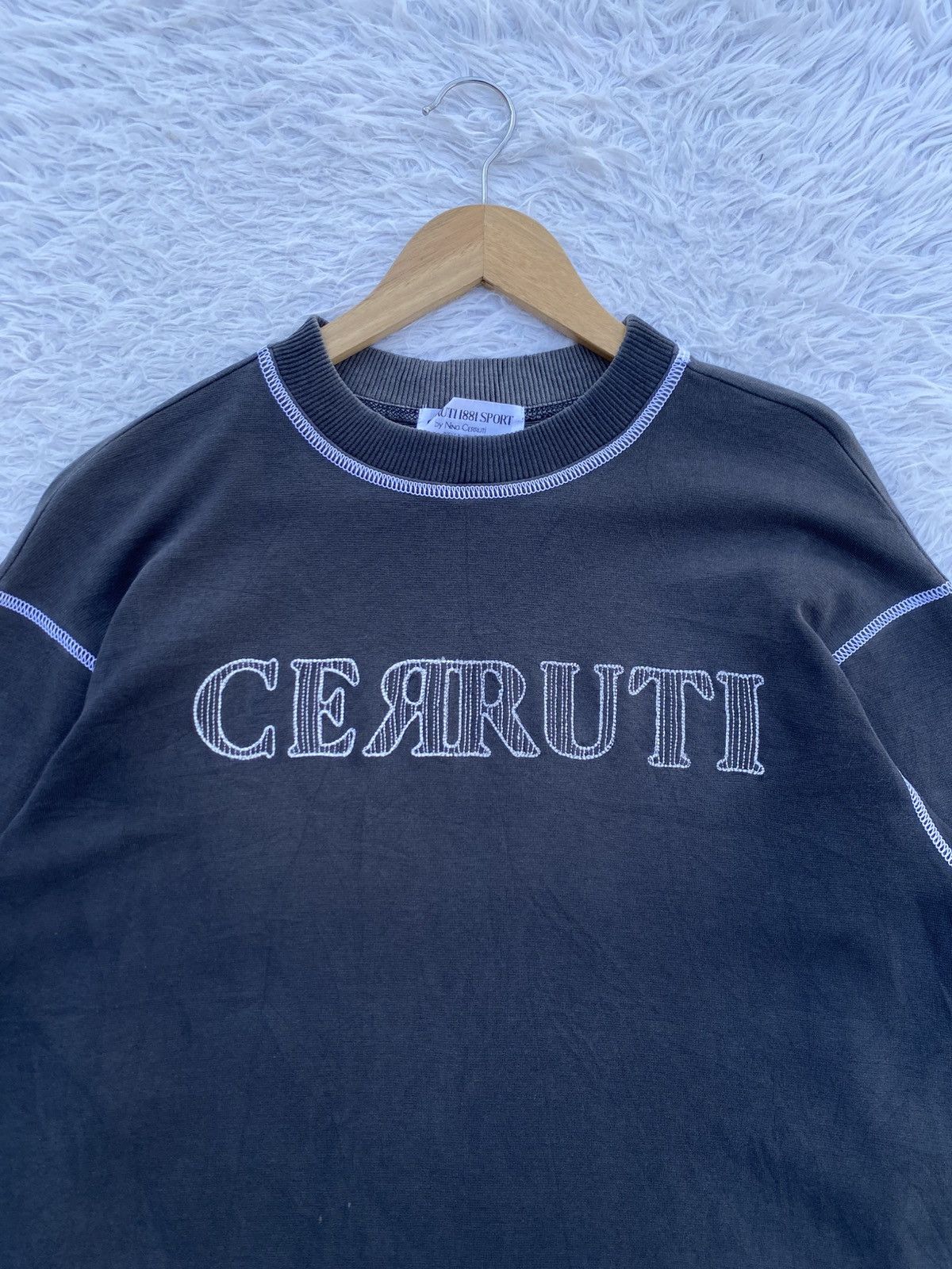 Cerruti 1881 Rare Vintage Cerrutti 1881 Sports Spellout Sweater Size US M / EU 48-50 / 2 - 1 Thumbnail