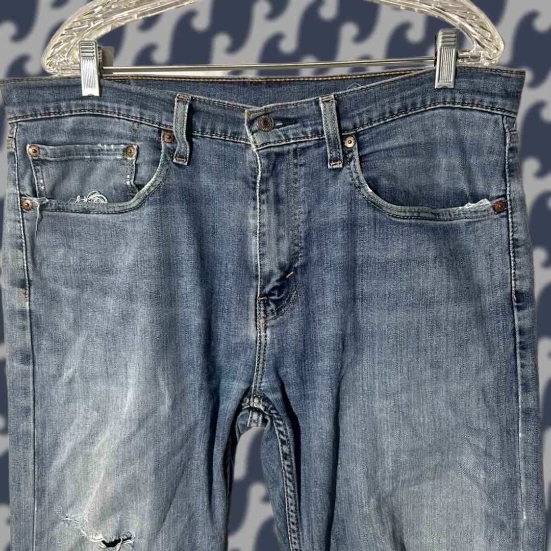 Levi's Levi's 511 Slim Fit Jeans Mens 33x30 Distressed Denim Blue 5-Pocket Zip Button Cotton Blend Logo Jeans Straight Casual Mens Size US 33 - 1 Thumbnail