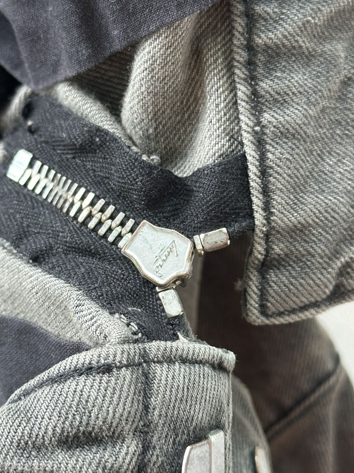 Balmain BALMAIN Decarnin SS 2010 Oil Stained Biker Denim Zip Jeans Size US 28 / EU 44 - 25 Thumbnail