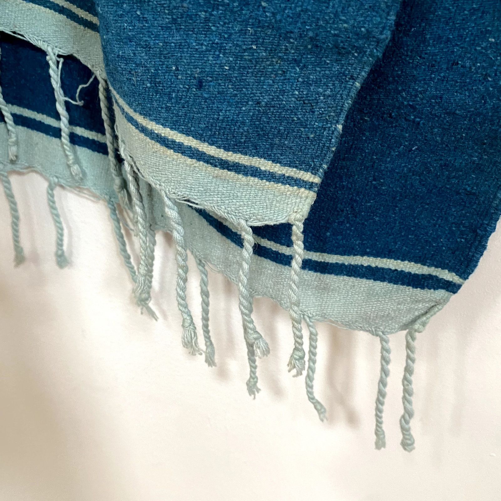 Vintage Vintage Wool Serape Poncho Southwestern Blanket Boho Size ONE SIZE - 6 Thumbnail