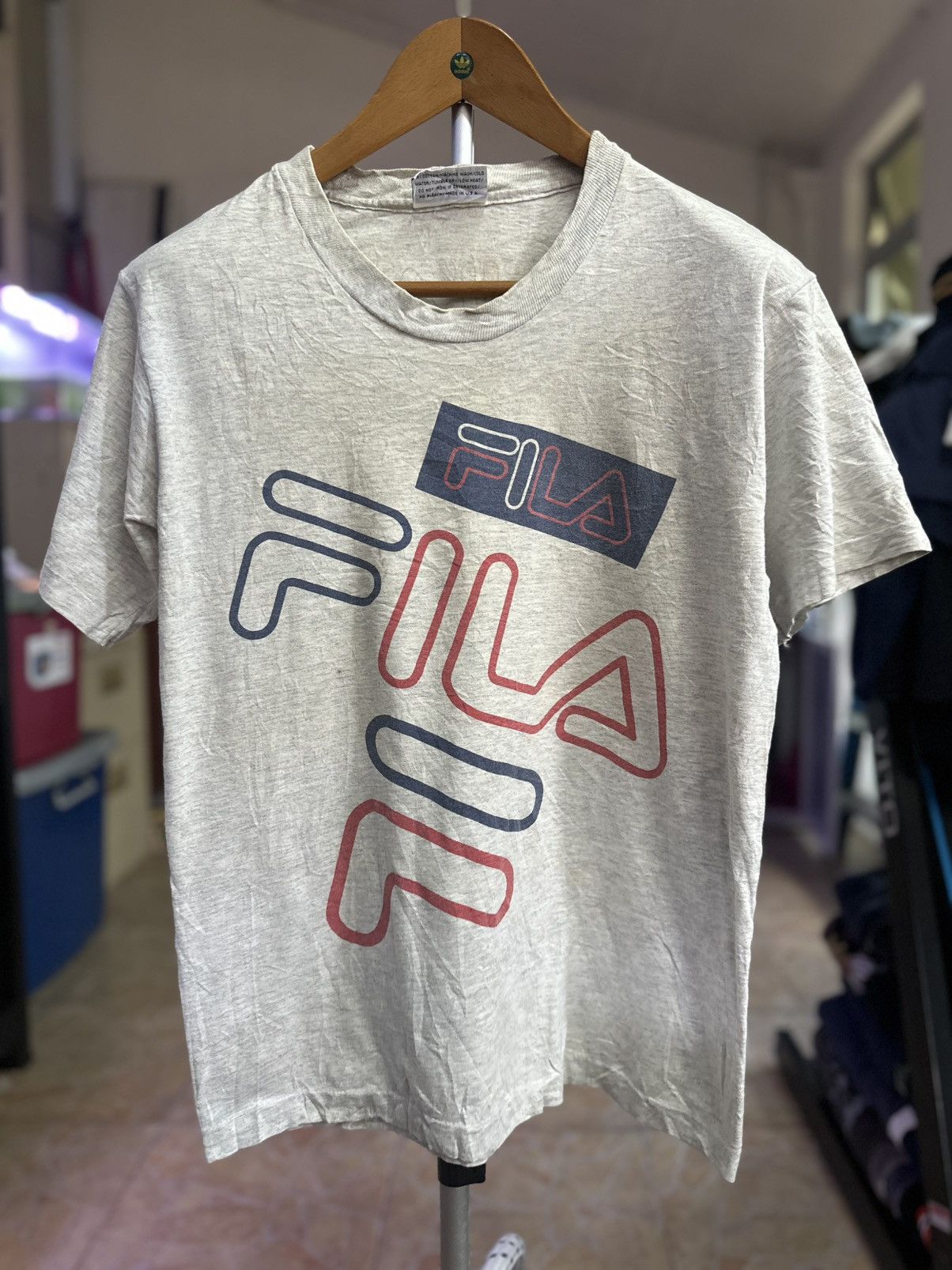 Fila Vintage faded FILA tshirt Size US M / EU 48-50 / 2 - 1 Thumbnail