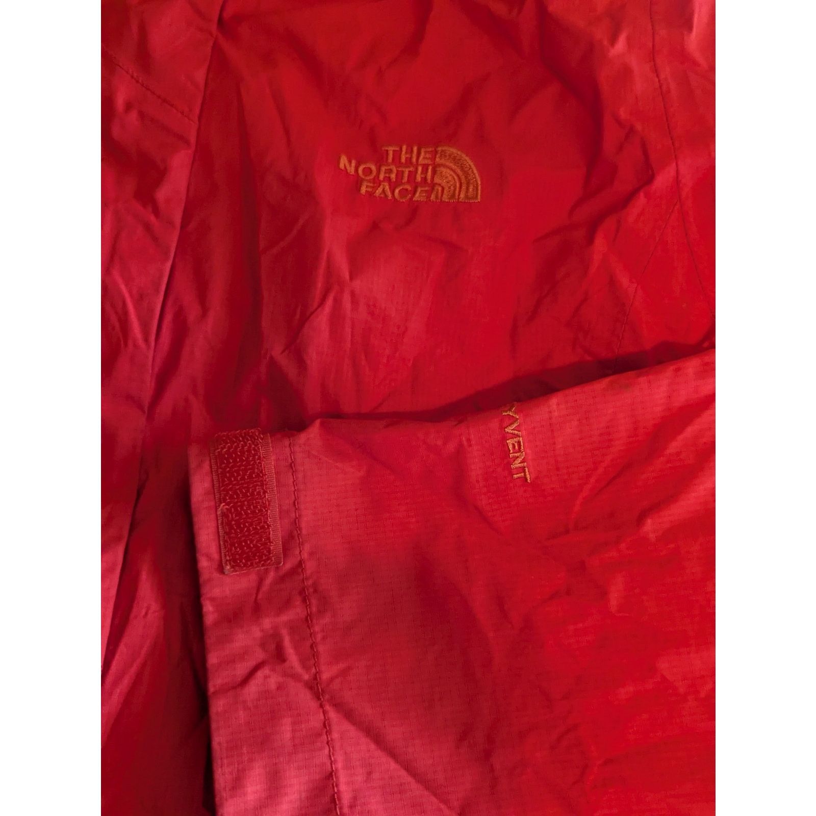 The North Face The North Face Lightweight Packable Rain Jacket Small Womens Size S / US 4 / IT 40 - 3 Thumbnail