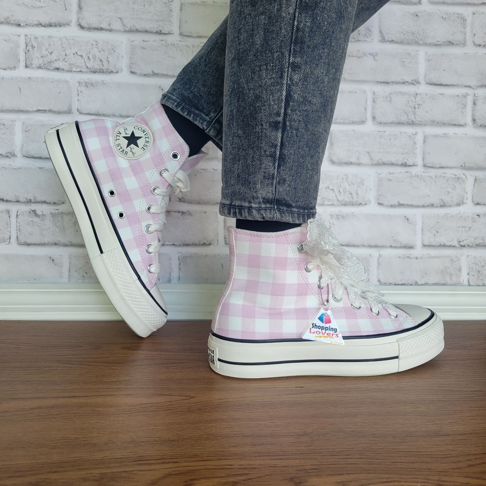 Converse ⭐Converse Chuck Taylor Lift Platform Gingham 8 Women Shoes S Size US 8 / IT 38 - 3 Thumbnail