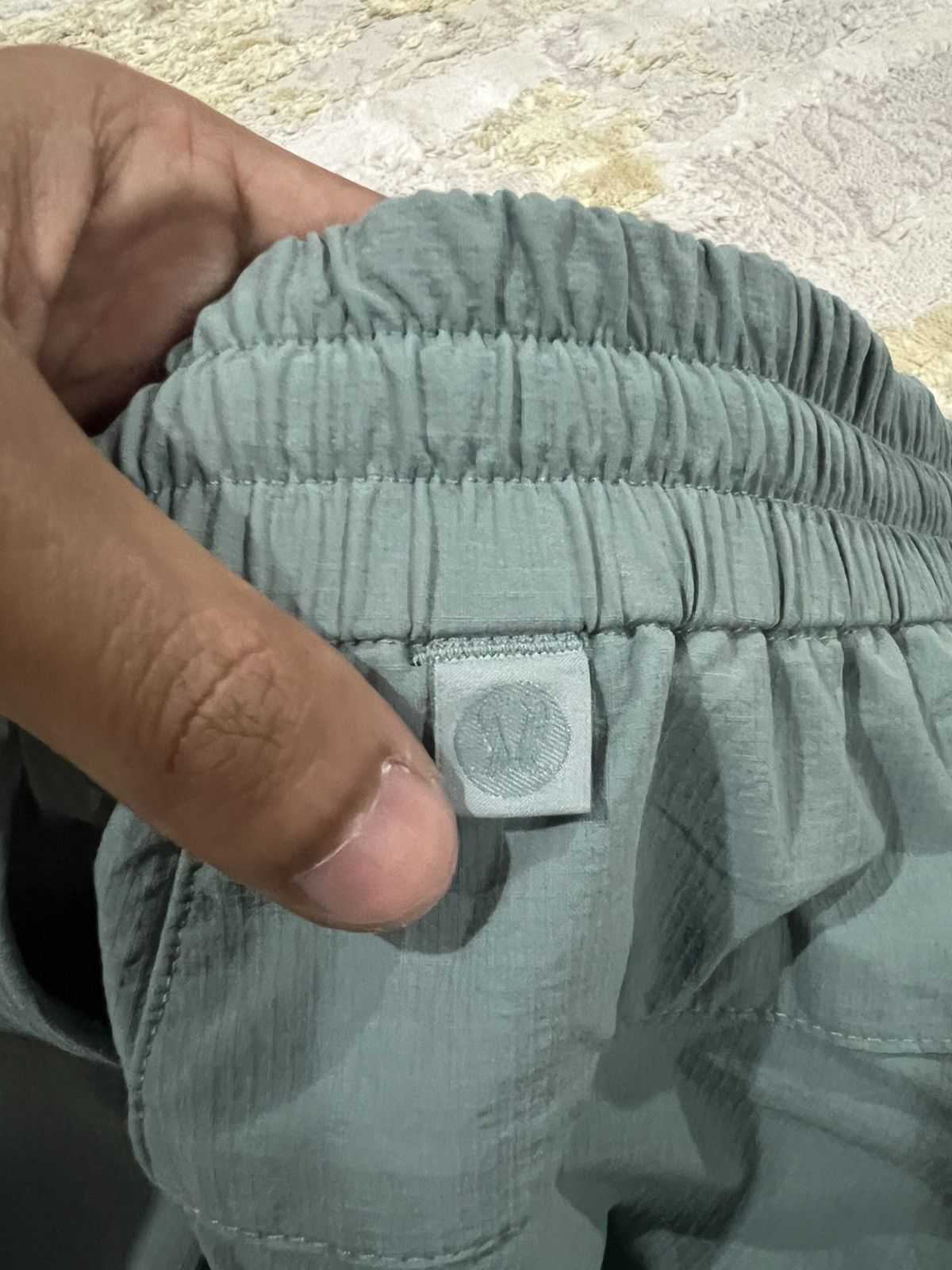 Lululemon LULULEMON License to Train Linerless Shorts 7" X-Large Pants Size US 34 / EU 50 - 4 Thumbnail