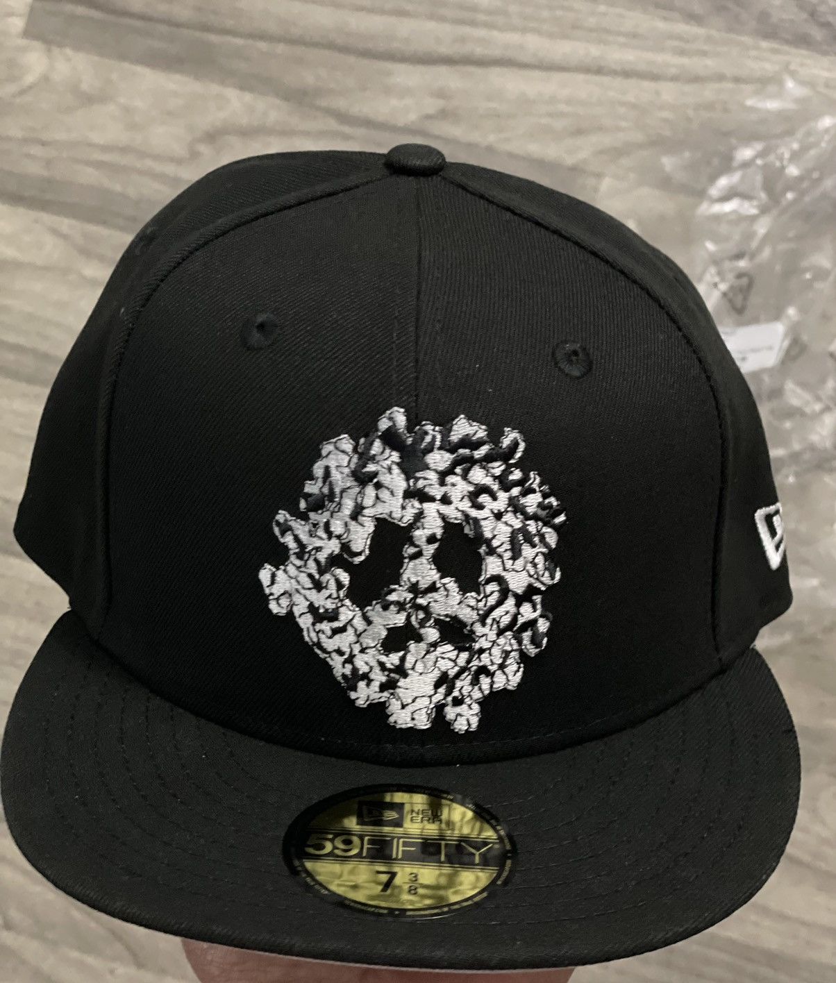 image of Denim Tears x New Era “Cotton Peace” Black, Men's