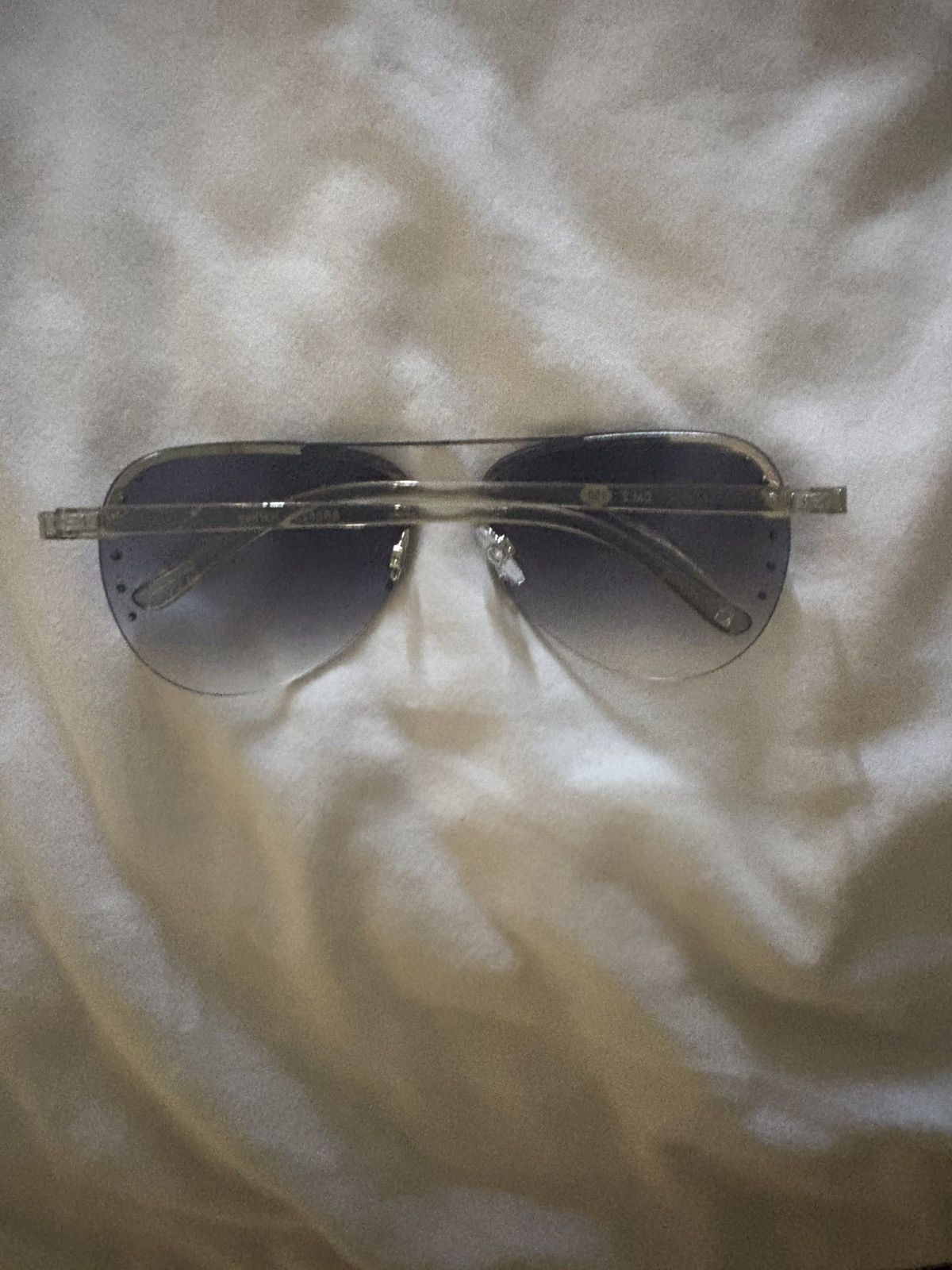 Other Women’s Diamond Stud Silver Metal Aviator Sunglasses Size ONE SIZE - 11 Thumbnail