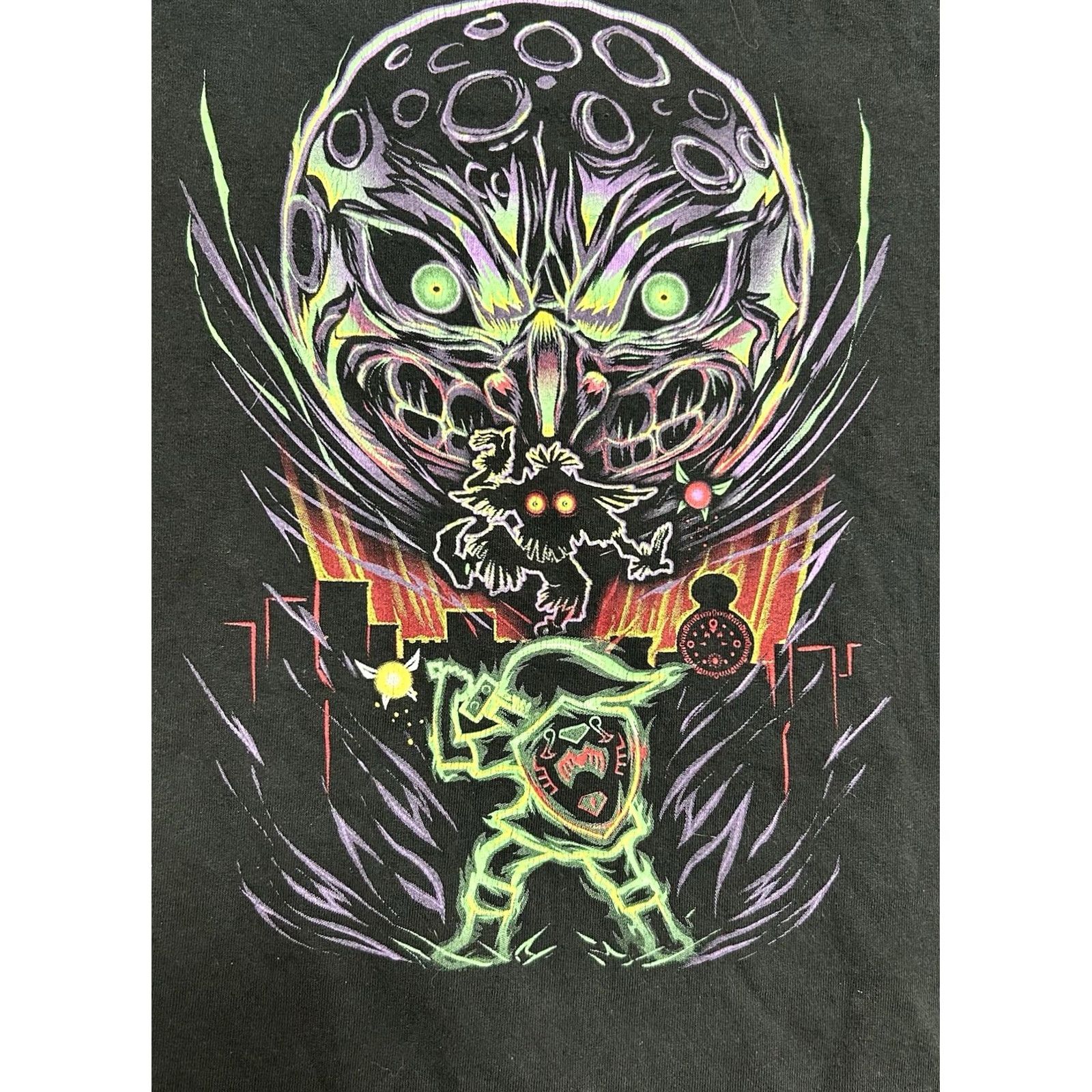 Gildan VINTAGE Zelda Nintendo Majora’s Mask T Shirt Black Graphic Tee Men’s Medium T-Shirt Graphic Print Video Games Retro Nintendo Link Size US M / EU 48-50 / 2 - 6 Thumbnail