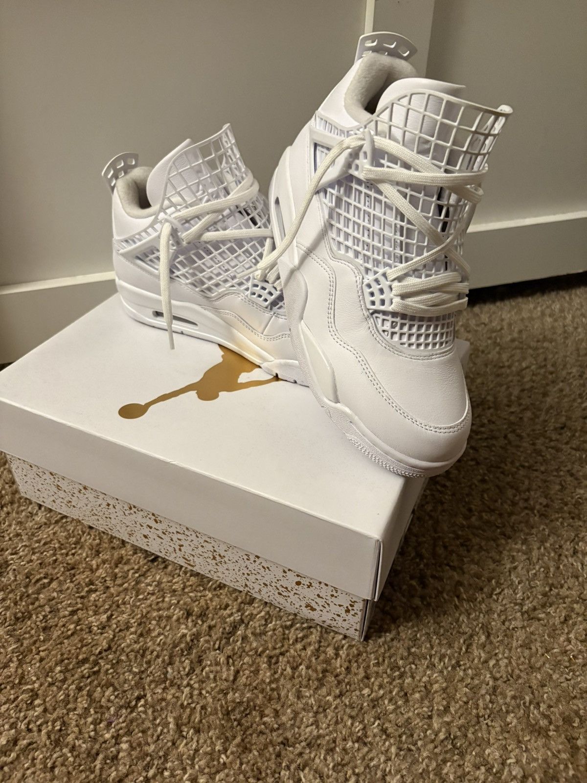 Jordan Brand Air Jordan 4 Retro “Metallic Gold” Size US 7.5 / IT 37.5 - 4 Thumbnail