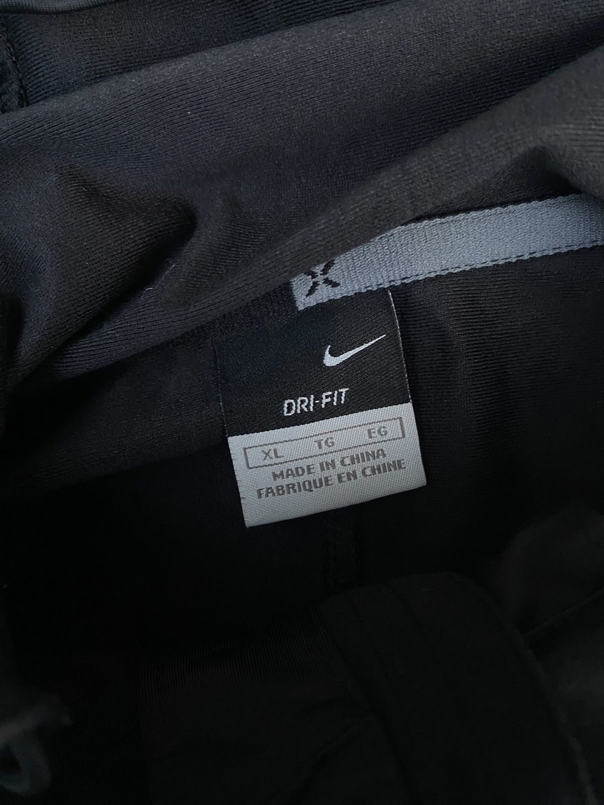 Nike Nike Woven Small Logo Training Vest Size US XL / EU 56 / 4 - 8 Thumbnail