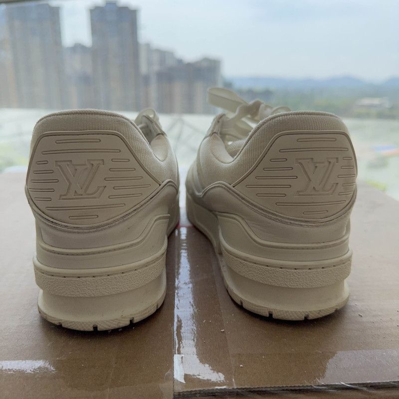 Louis Vuitton Louis Vuitton White Trainer Sneakers -2508 Size US 9.5 / EU 42-43 - 3 Thumbnail