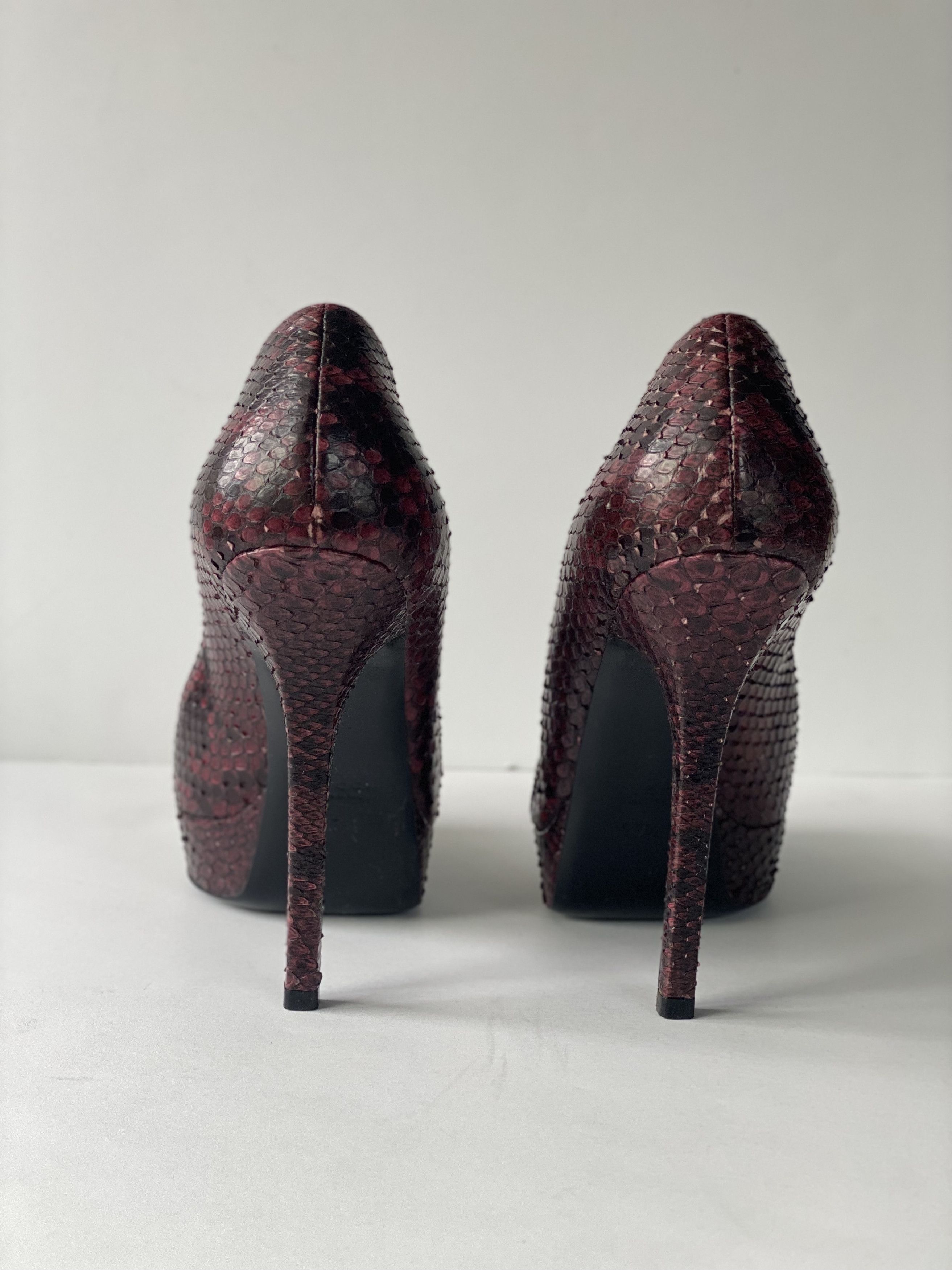 Gucci Gucci Snake Print Leather Pumps Size US 7.5 / IT 37.5 - 4 Thumbnail