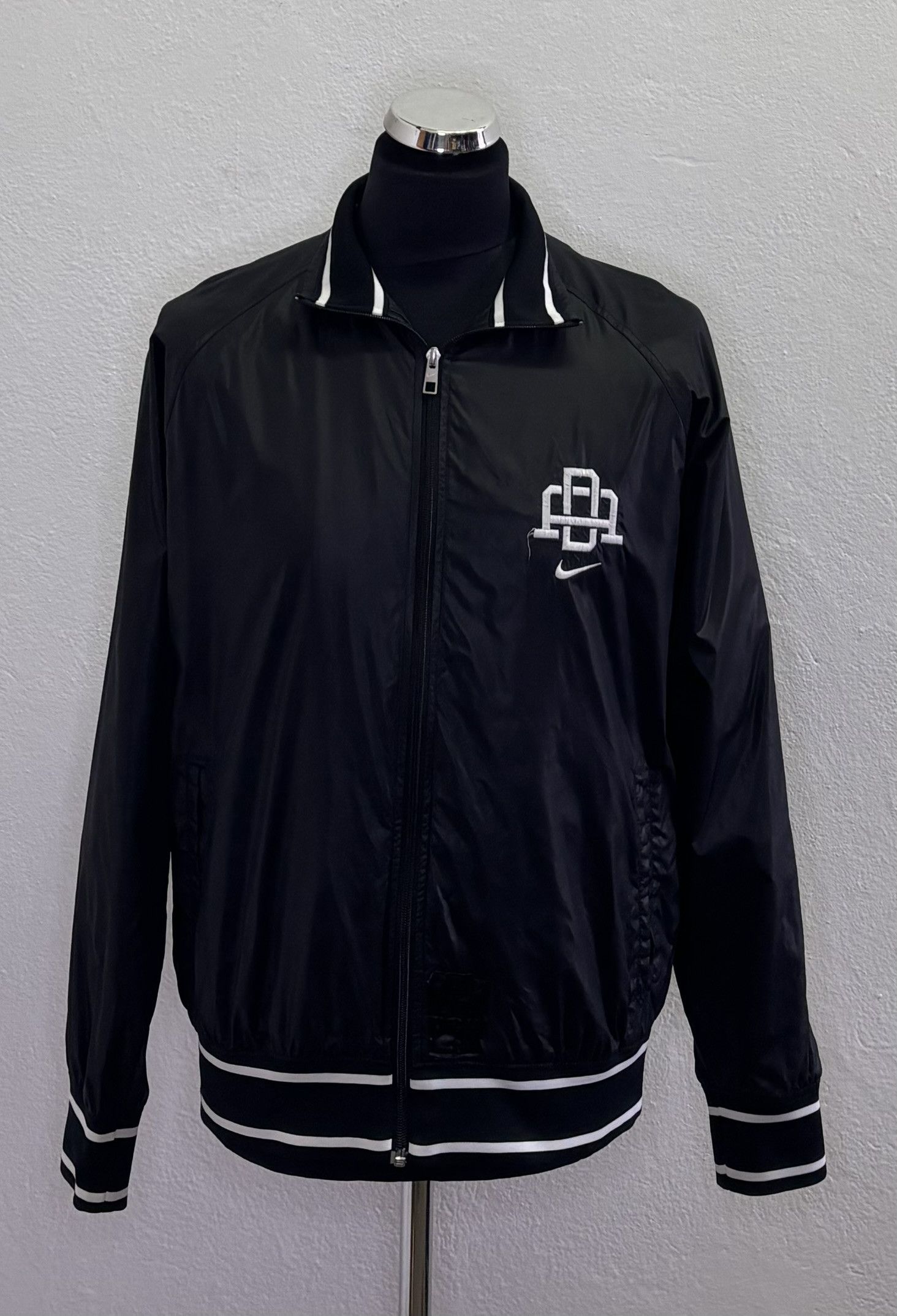 Nike Nike Black jacket size M Size US M / EU 48-50 / 2 - 1 Thumbnail