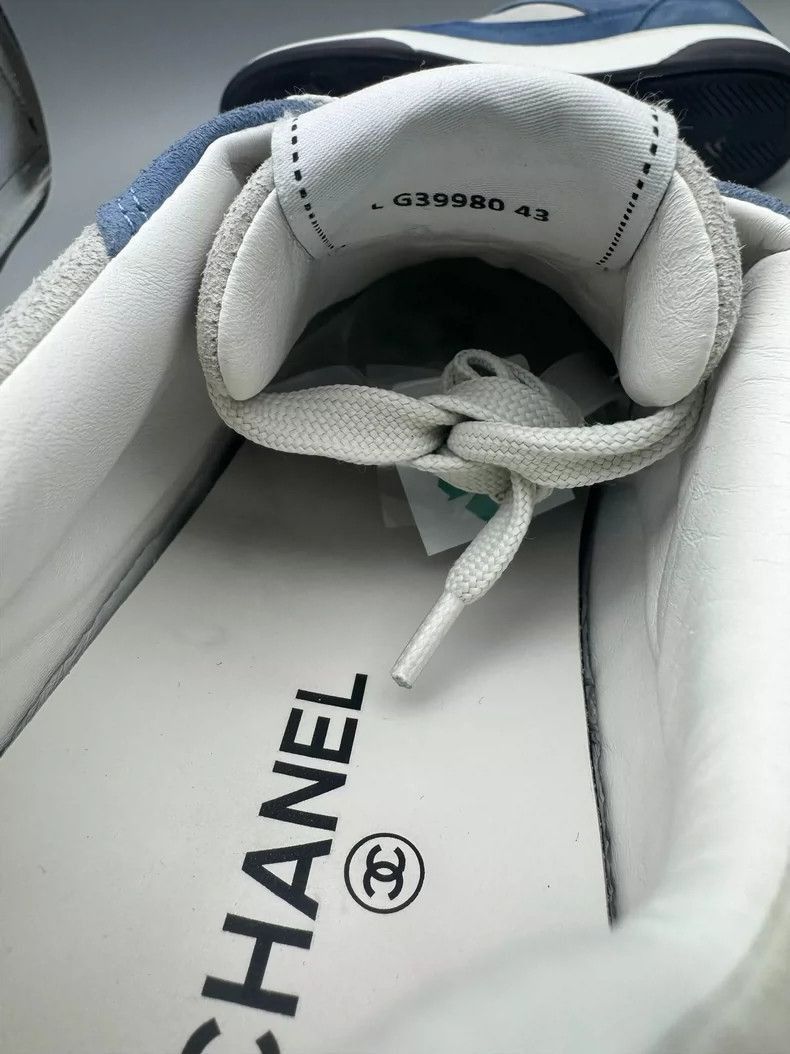 Chanel chanel blue and white suede low-top sneakers Size US 10 / EU 43 - 8 Thumbnail