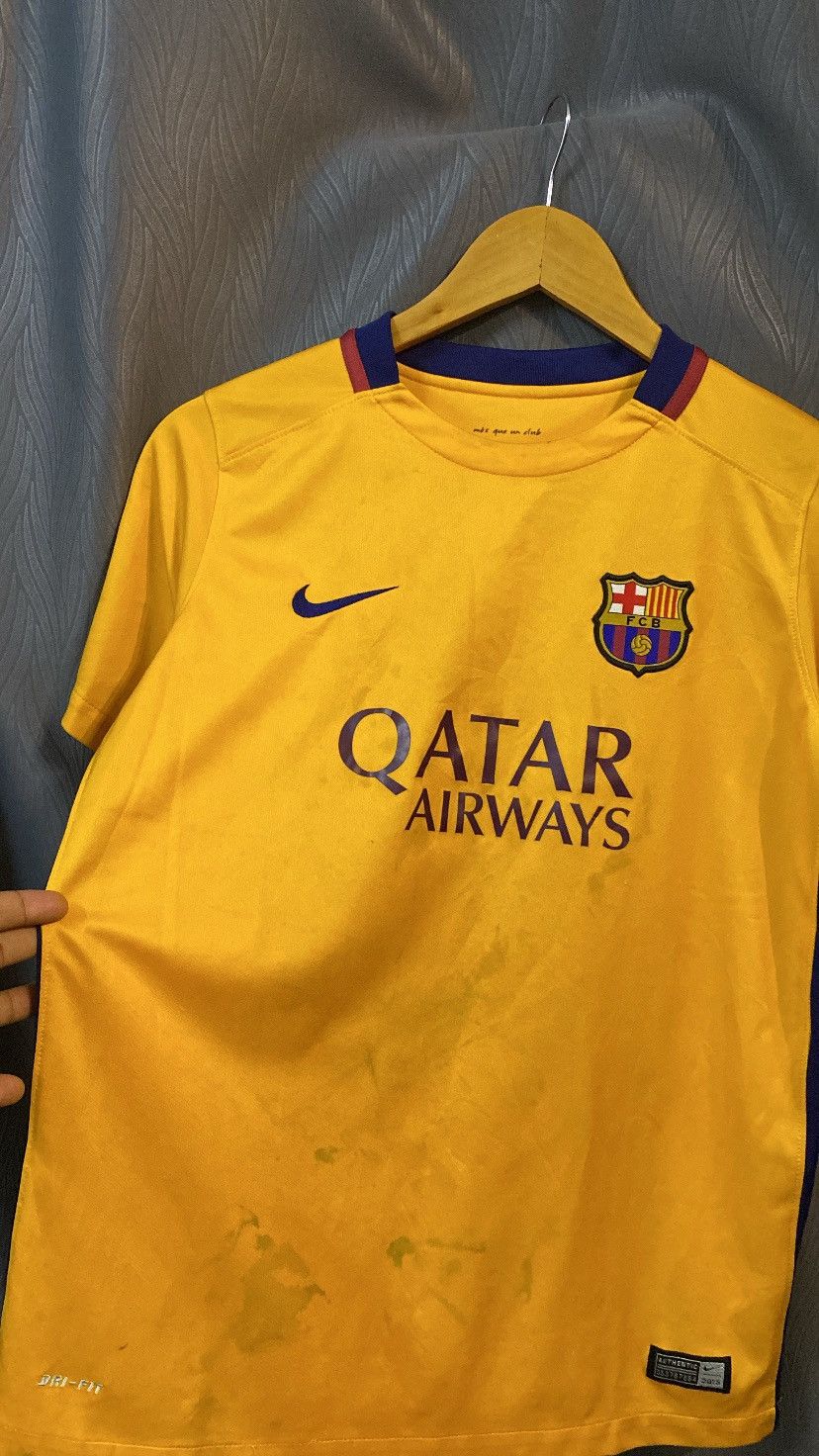 Nike × Vintage MESSI Barcelona Nike 2015 2016 Away Jersey Size US XS / EU 42 / 0 - 2 Thumbnail