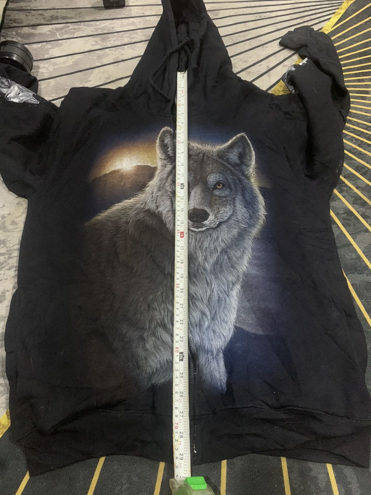 Vintage VINTAGE!! Sweater Hoodies Animal Backprint Size US L / EU 52-54 / 3 - 7 Thumbnail