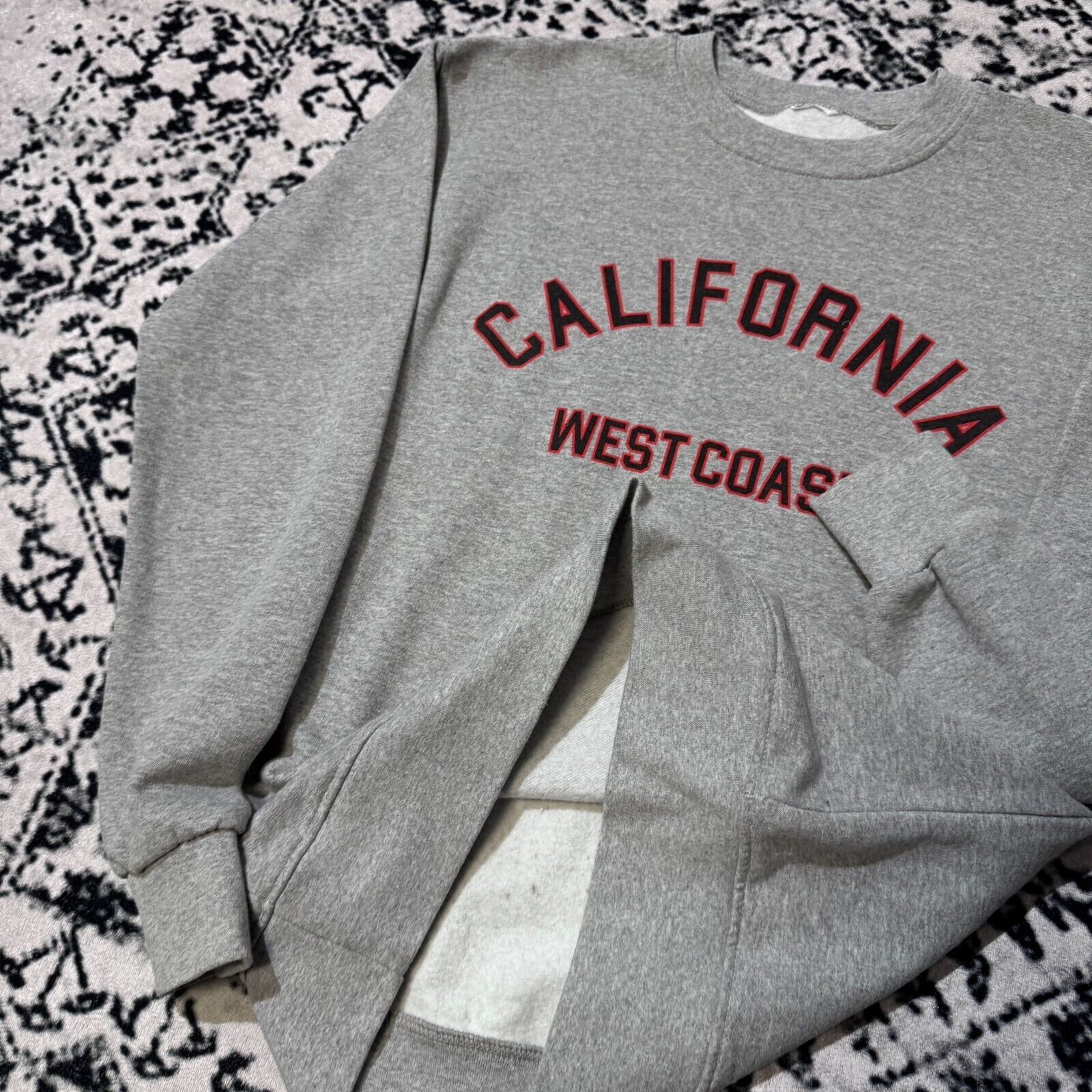 Vintage Vintage Gray Cotton Crewneck Size S California West Coast Size US S / EU 44-46 / 1 - 6 Thumbnail