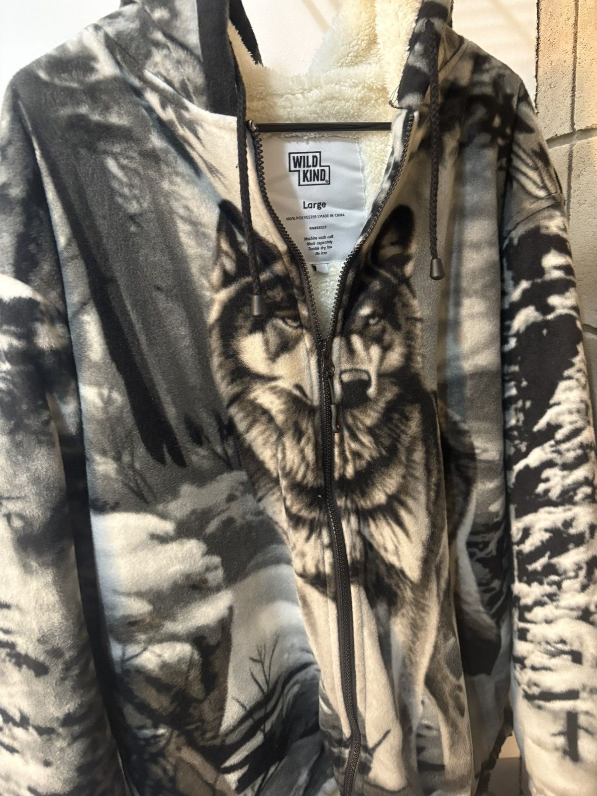 Other Wild Kind winter wolf jacket Size US L / EU 52-54 / 3 - 1 Thumbnail