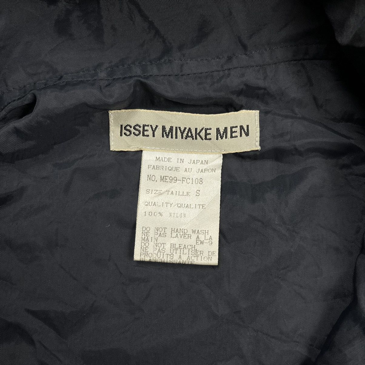 Issey Miyake × Japanese Brand Issey Miyake Men half zip light jacket Size US M / EU 48-50 / 2 - 6 Thumbnail