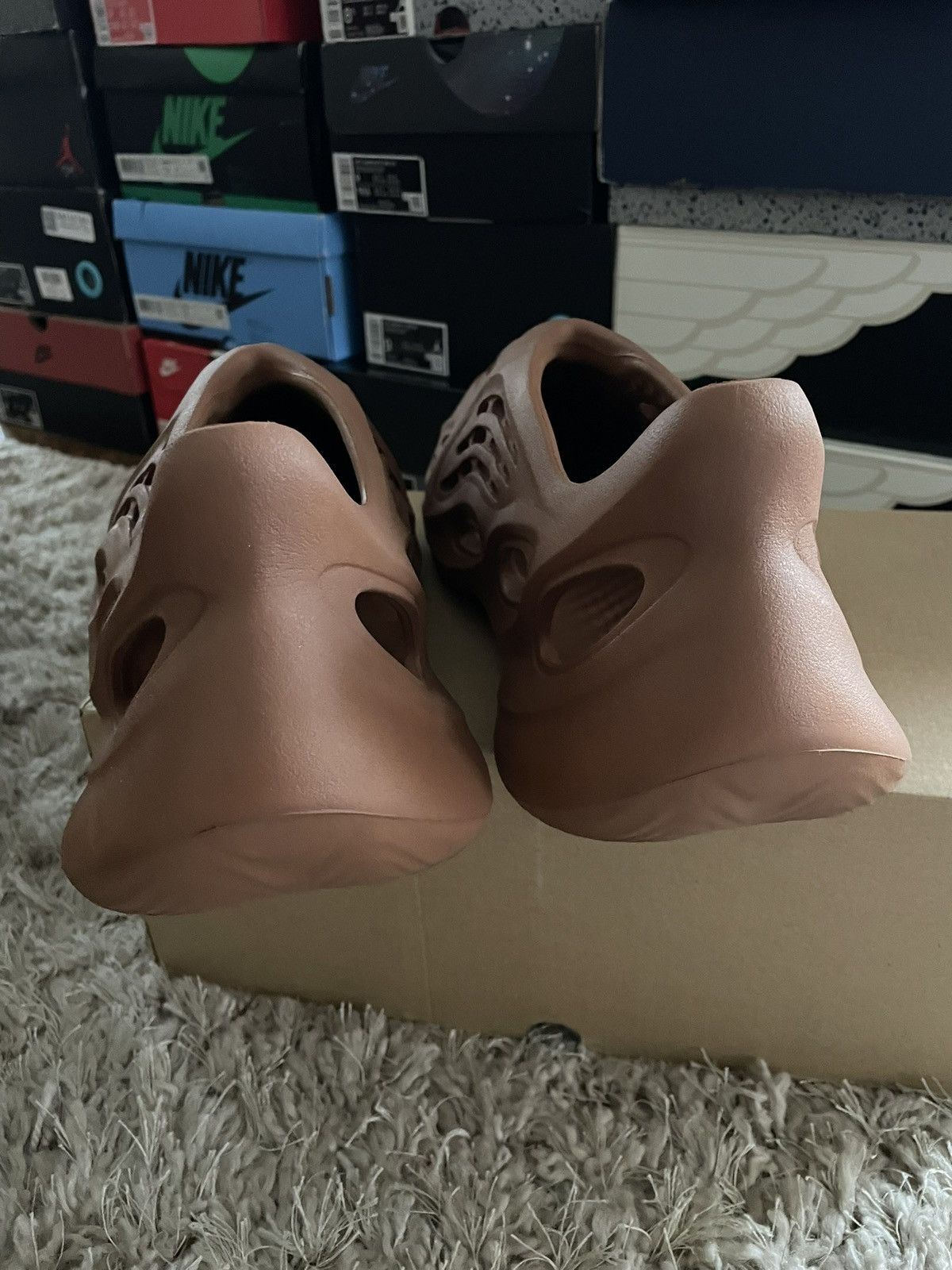 Adidas Adidas Yeezy Foam Runner Clay Red Size US 12 / EU 45 - 6 Thumbnail