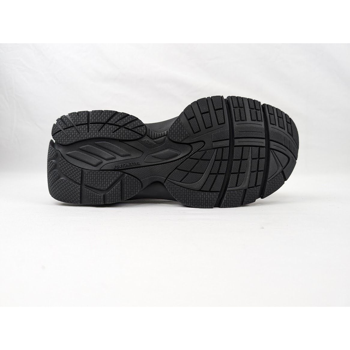 Balenciaga o1rshd1 Tourist Fake Leather Sandal in Black Size US 12 / EU 45 - 13 Thumbnail
