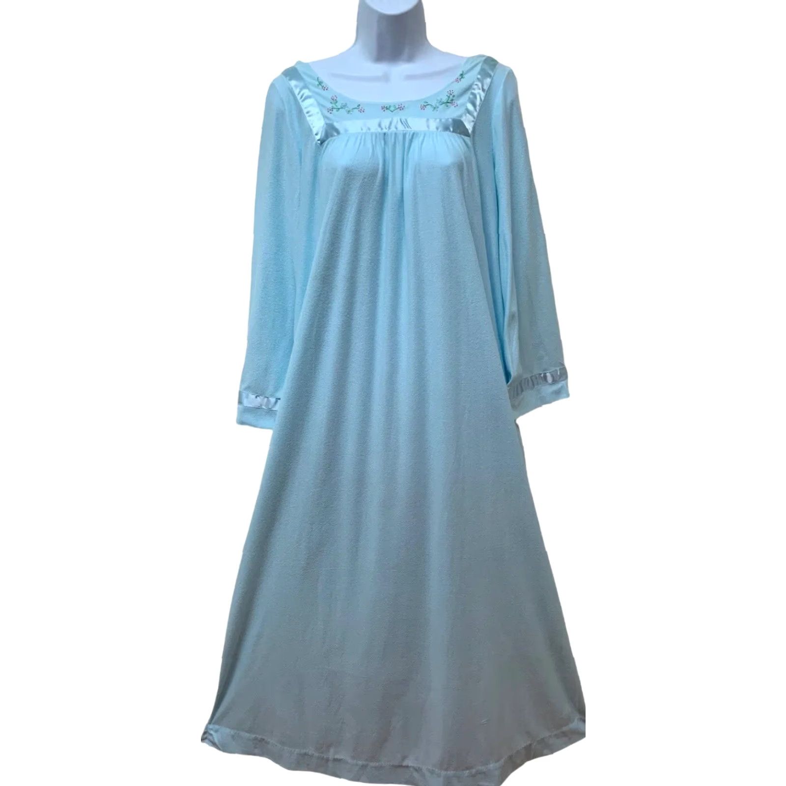 Vintage VINTAGE Character Nightgown Long Nylon Satin Embroidered Brushed Retro S USA NOS Blue S Womens Size ONE SIZE - 2 Thumbnail