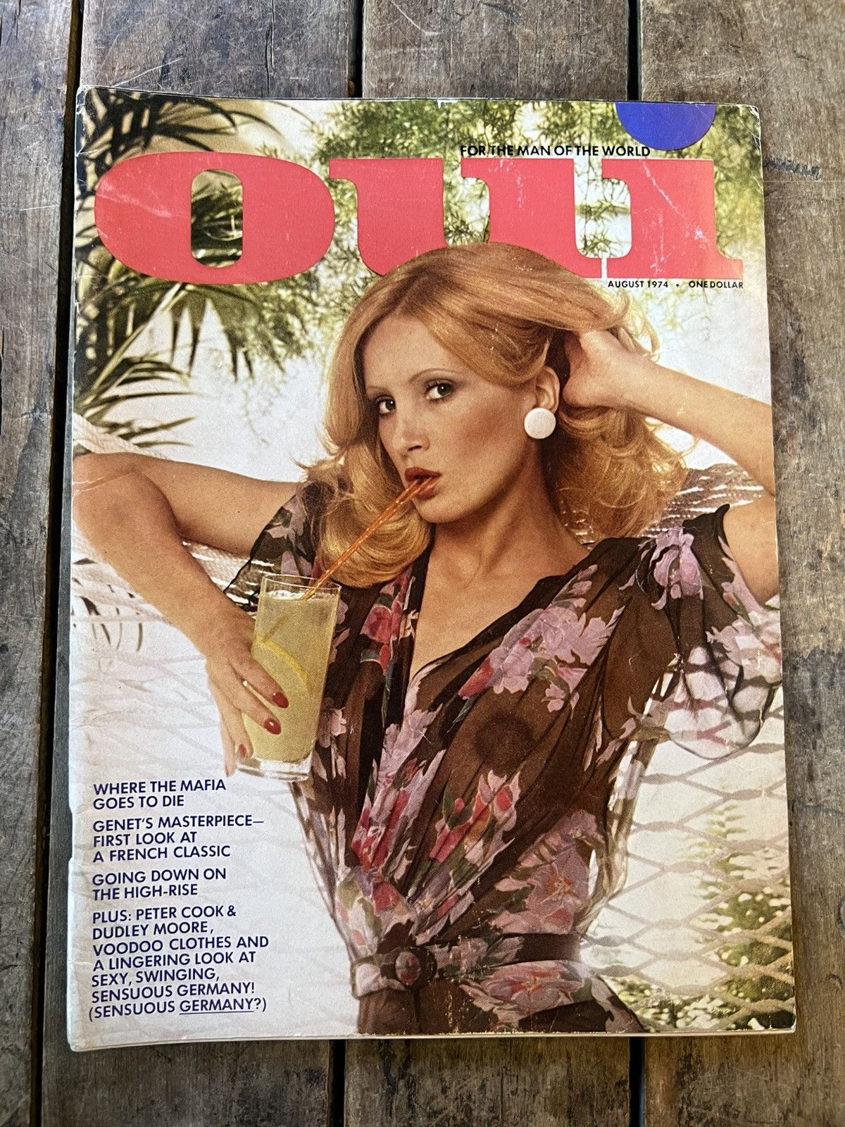 Vintage OUI Magazine “ For The Man of The World ” August 1974 Issue Size ONE SIZE - 1 Thumbnail