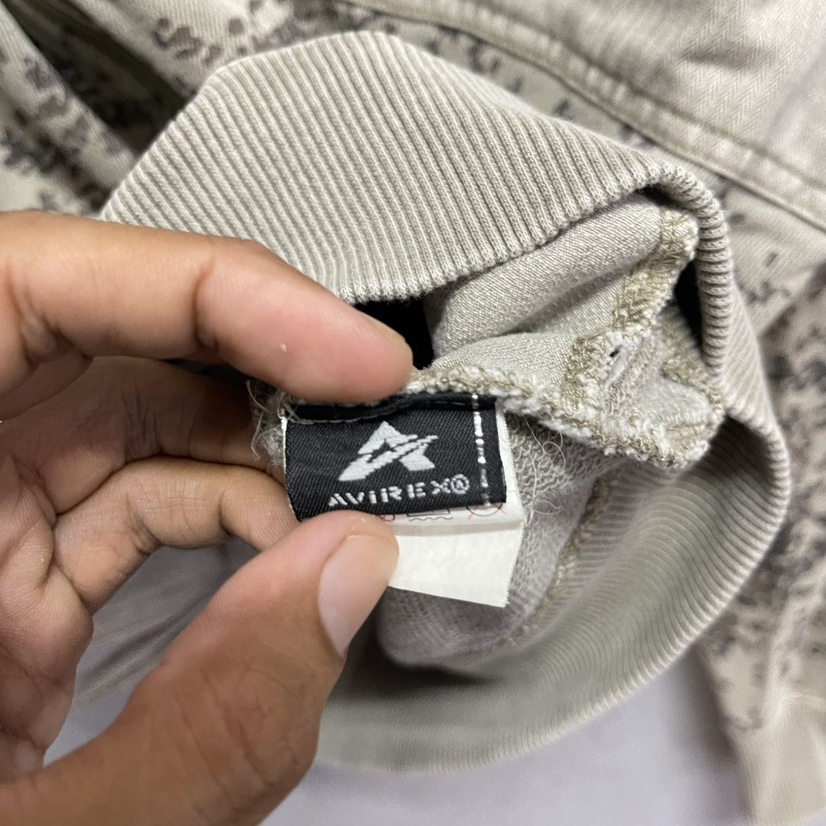 Avirex Avirex Military-Inspired Digital Camo Zip Jacket Size US L / EU 52-54 / 3 - 11 Thumbnail