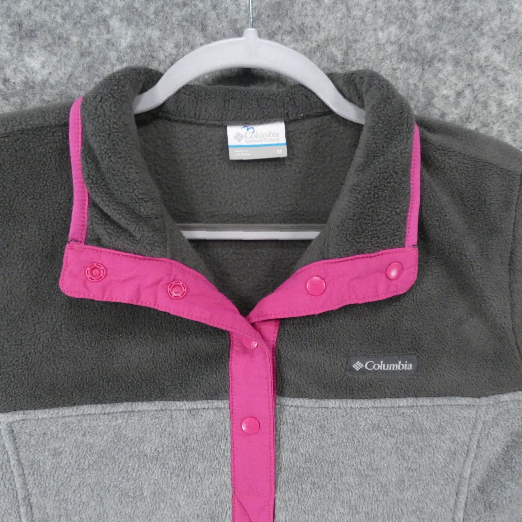 Pinko Columbia Sweatshirt Womens Medium Gray Pink Pull Over Fleece Mock Neck Pullover Activewear Logo 100% Polyester Size M / US 6-8 / IT 42-44 - 2 Thumbnail