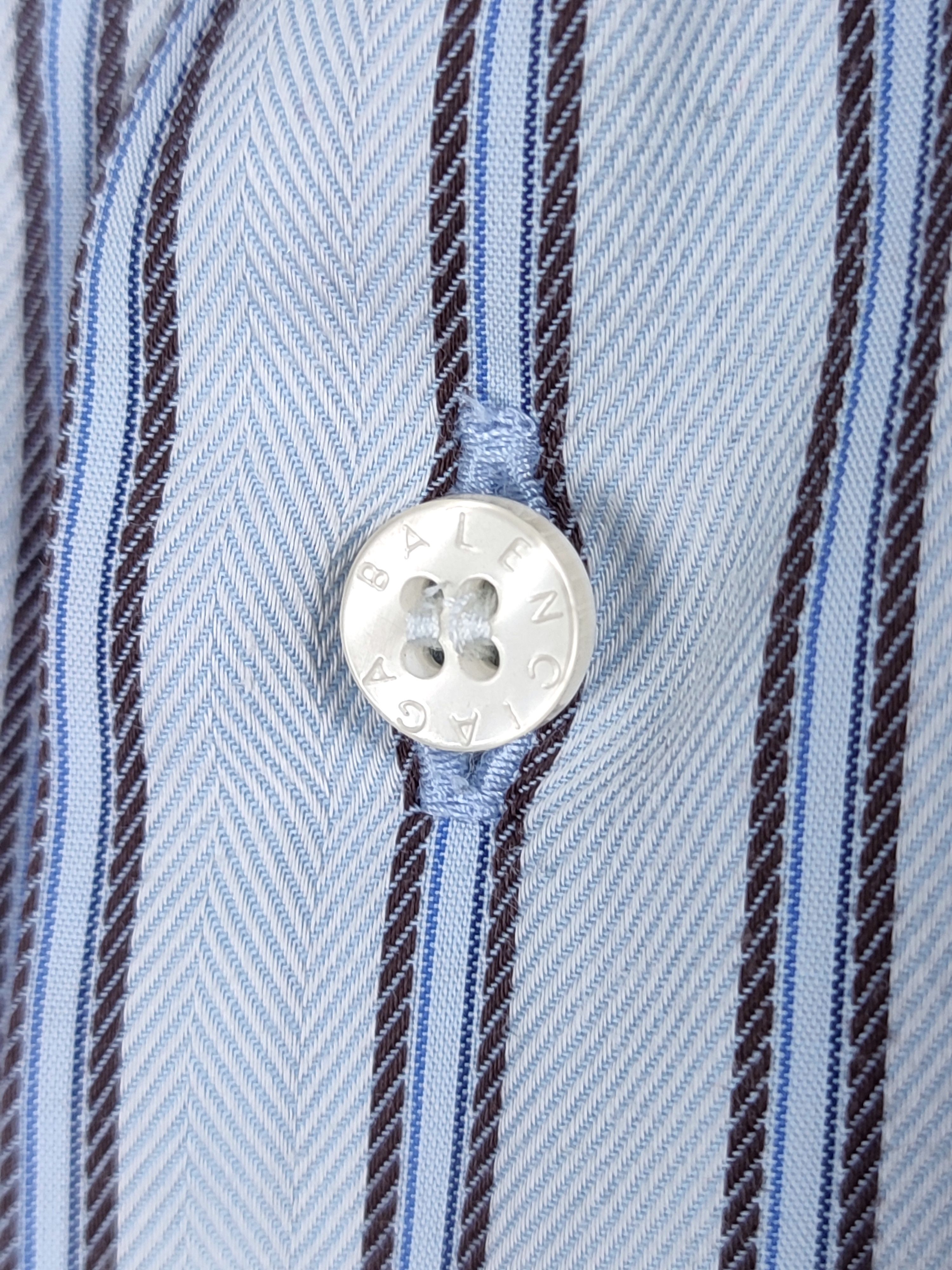 Balenciaga Balenciaga BB logo stripe vintage shirt Size US L / EU 52-54 / 3 - 8 Thumbnail