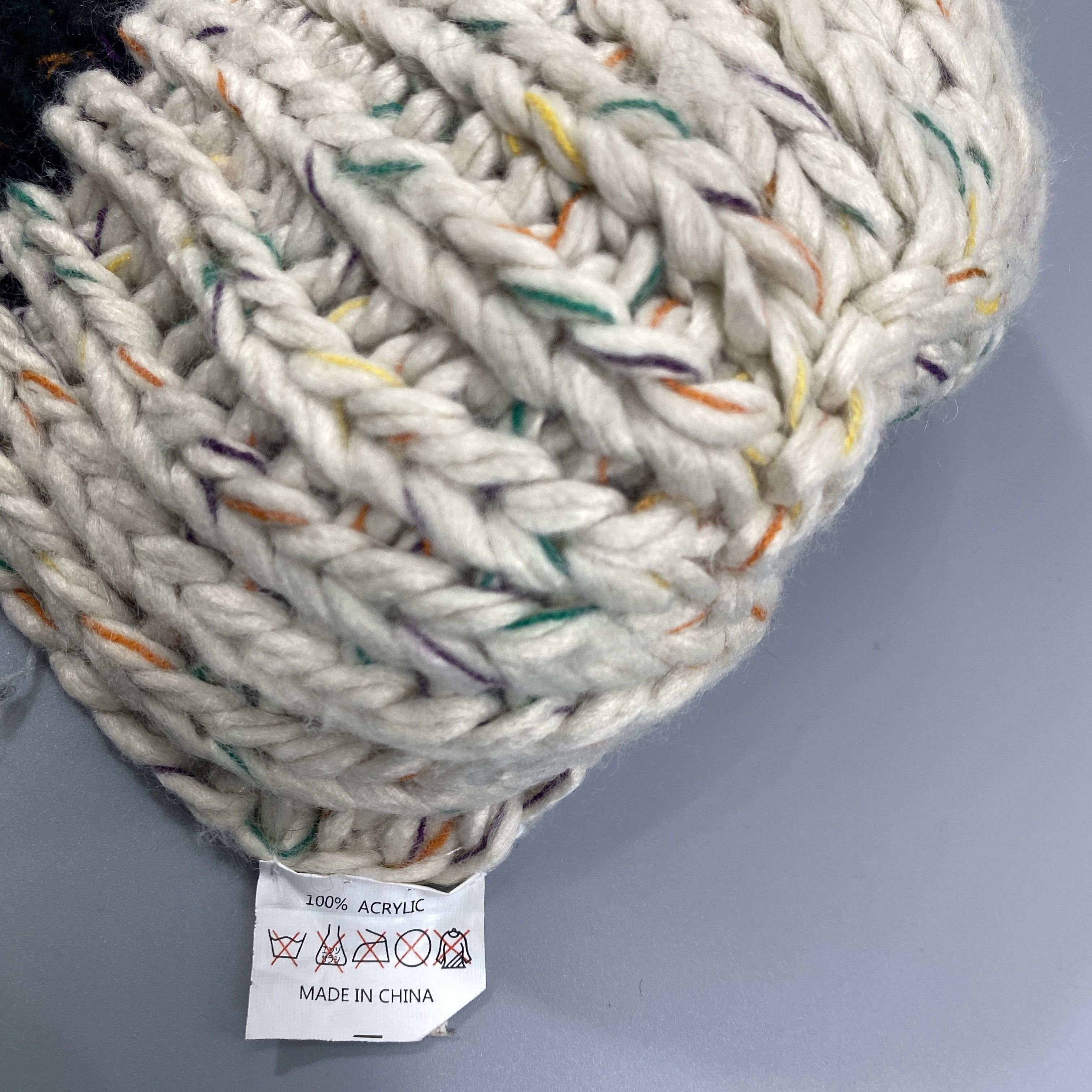 Japanese Brand Black White Mix Sprinkle Pom Pom Beanie -BN670 Size ONE SIZE - 6 Thumbnail