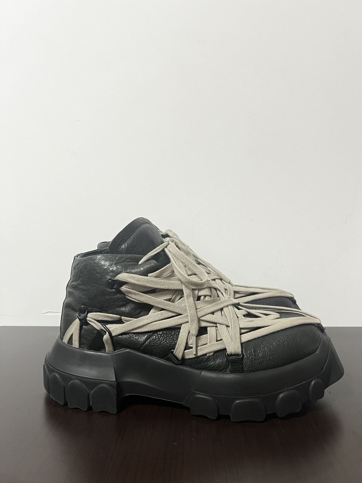 Rick Owens Rick Owens FW20 Tecuatl Megalace Bozo Tractor Boot Size US 7 / EU 40 - 3 Thumbnail