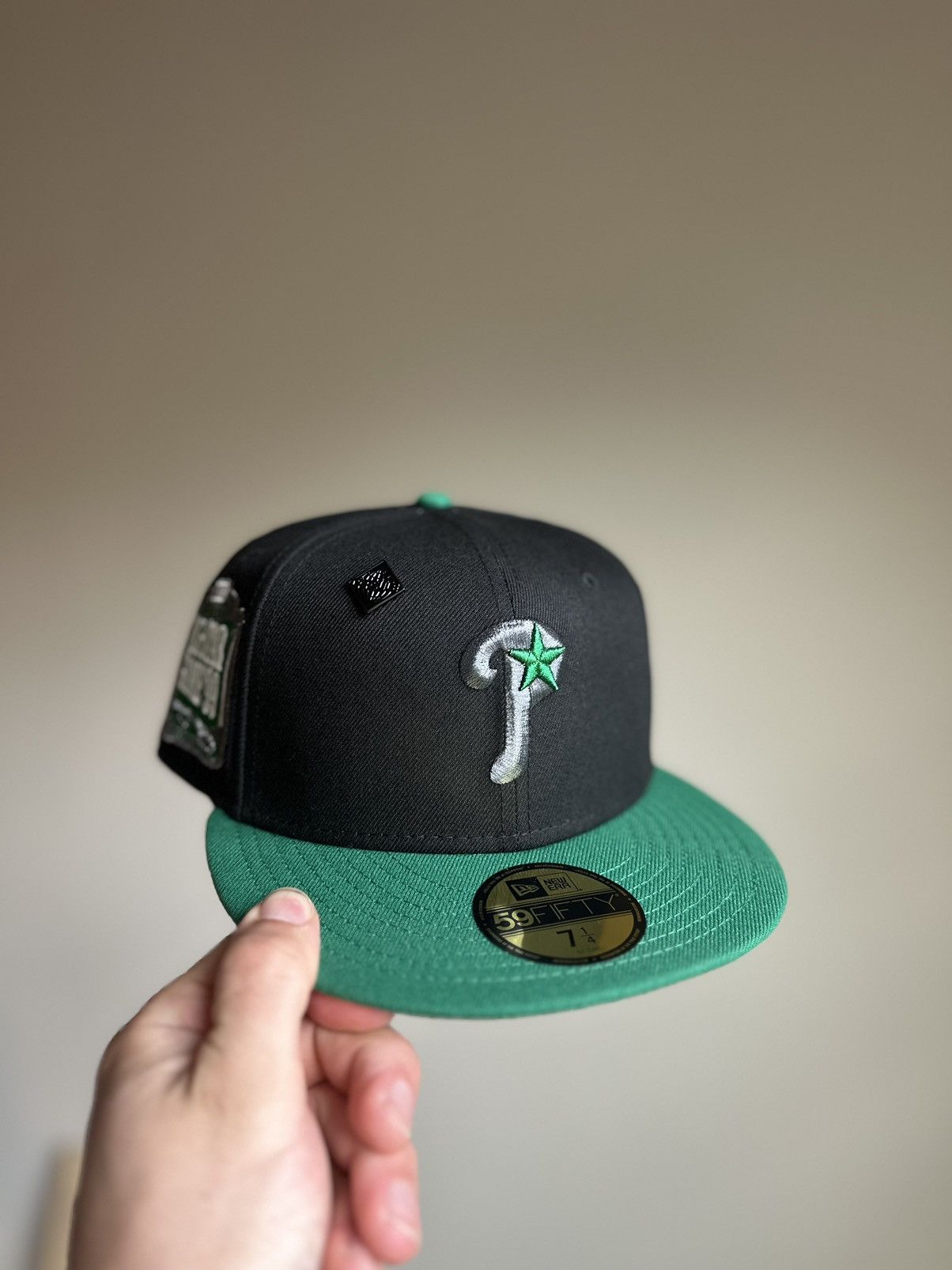 image of Philadelphia Phillies 1999 All Paul Boston Celtics 7 1/4 in Black, Men's