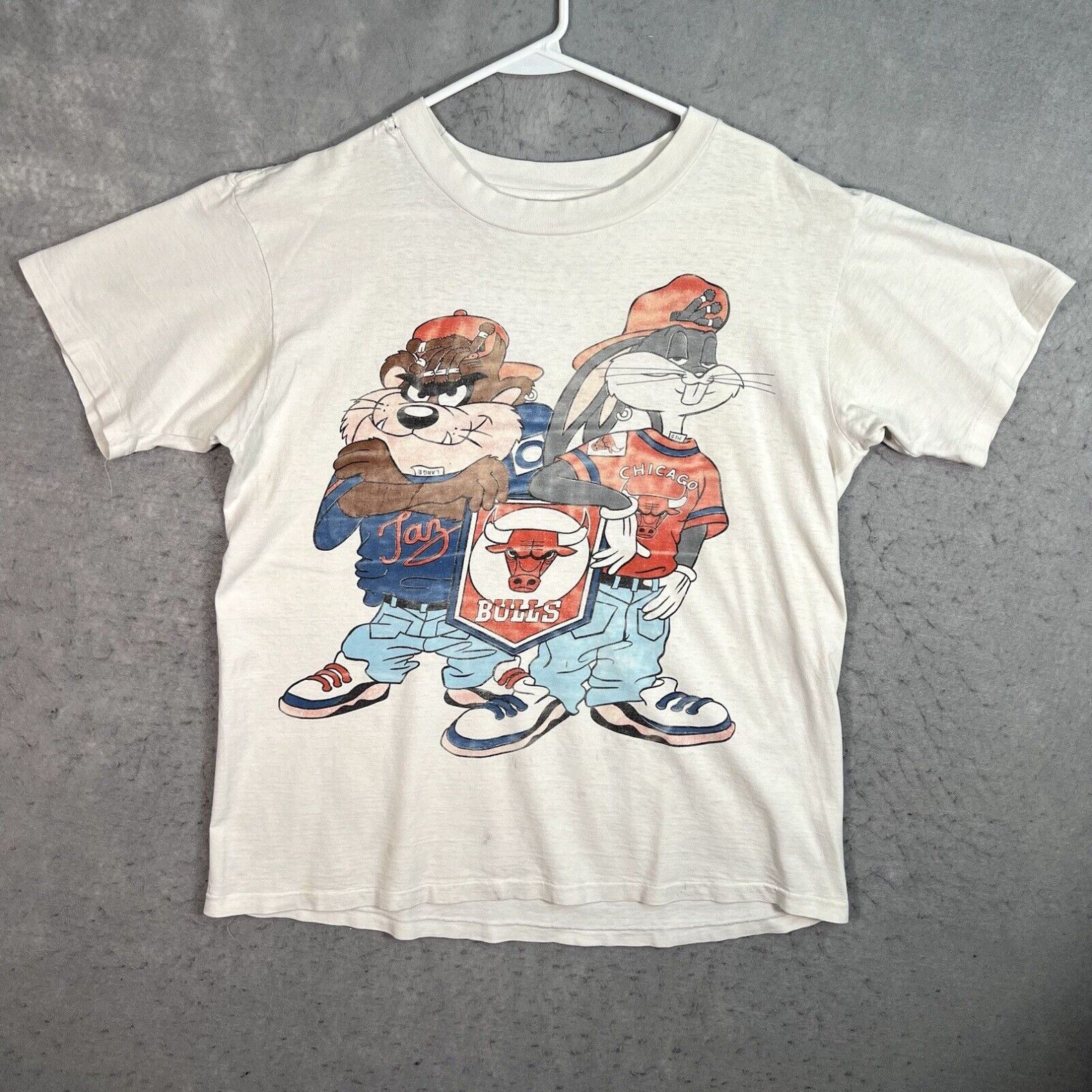 image of Vintage 90's Taz Bugs Bunny Chicago Bulls T Shirt Adult XL White Chris Cross Mens