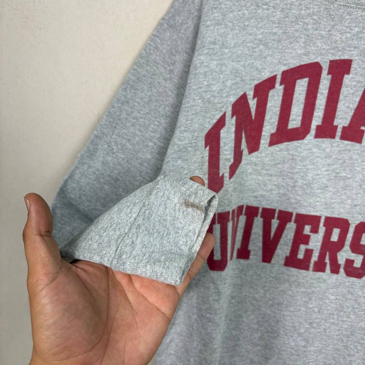 Fruit Of The Loom Vintage 90s Indiana University Sweatshirt S IU Hoosiers Size US S / EU 44-46 / 1 - 6 Thumbnail