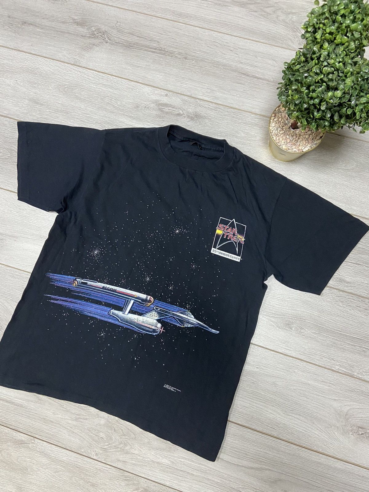 Vintage Star Trek 1991 USS Enterprise Made in USA vintage t-shirt Size US XL / EU 56 / 4 - 10 Thumbnail