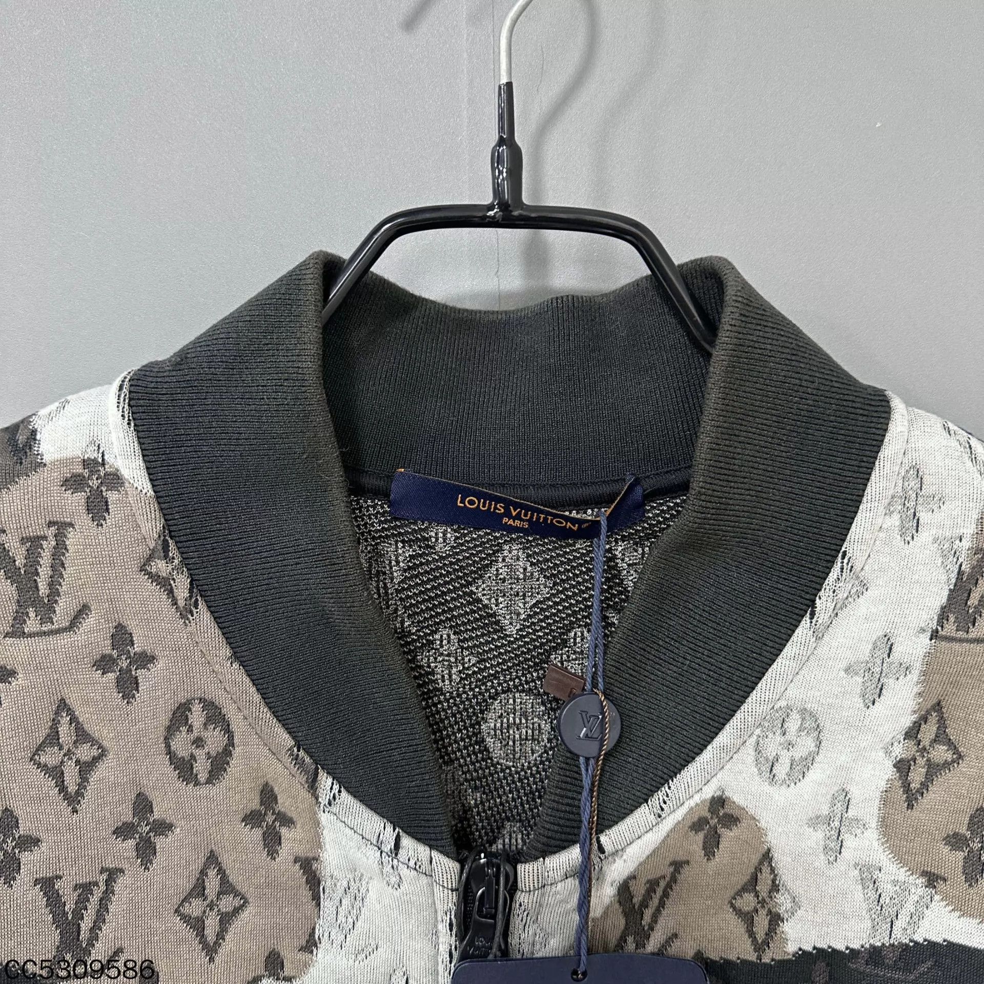 Louis Vuitton LV Clown All-Over Print Zip Jacket 95 New Size S Size US S / EU 44-46 / 1 - 7 Thumbnail