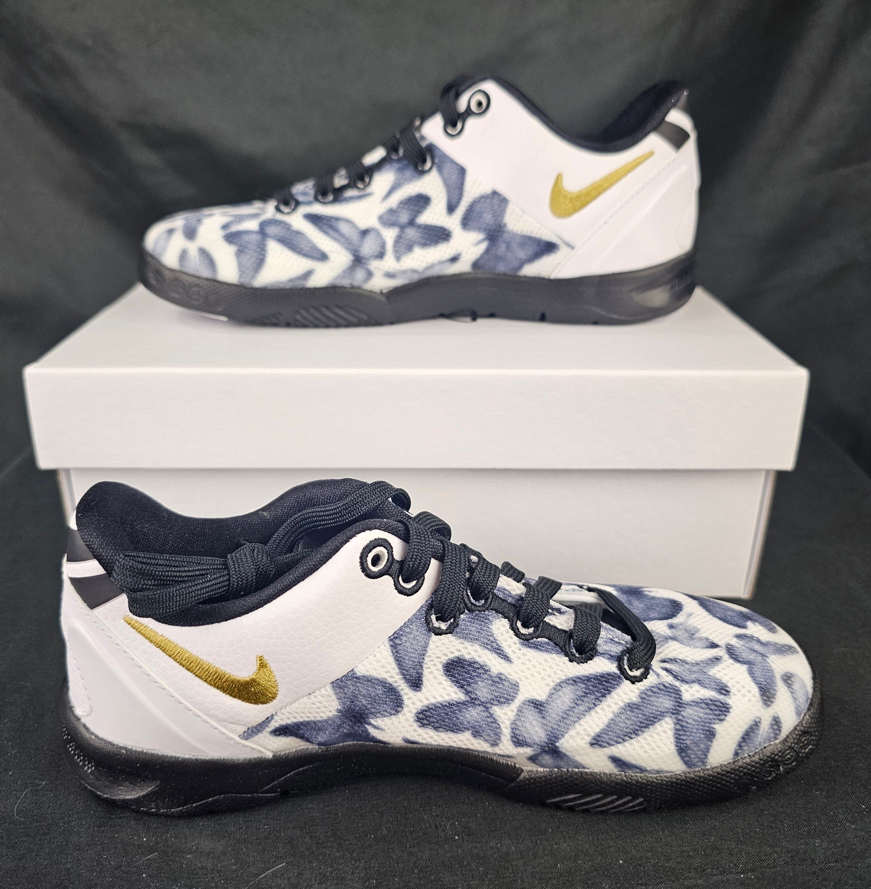 Nike Nike Kobe 8 Protro Mambacita Gigi PS Size 12.5c CONFIRMED Size US 12.5 / EU 45-46 - 3 Thumbnail