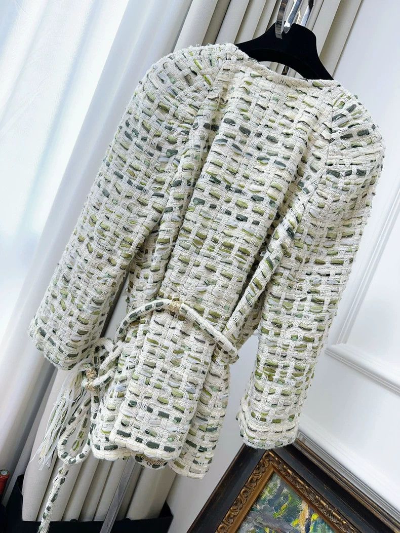 Chanel Chanel 18c Greek series green beige and white braided coat Size XS / US 0-2 / IT 36-38 - 2 Thumbnail